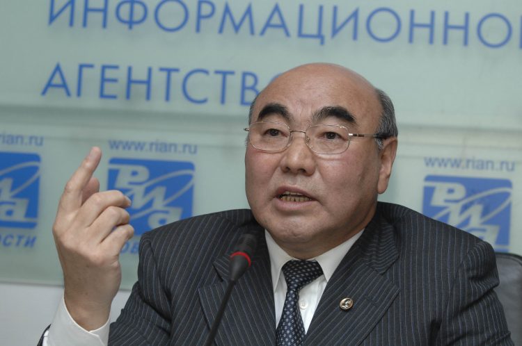 1 миллиард АКШ долларын казынага төк дагы Кыргызстанга келе бер десек кандай болот?