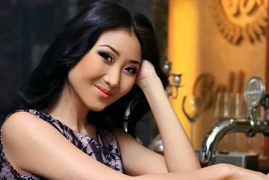 Назира Айтбекова Улан Үсөйүнгө колдоосун билдирди