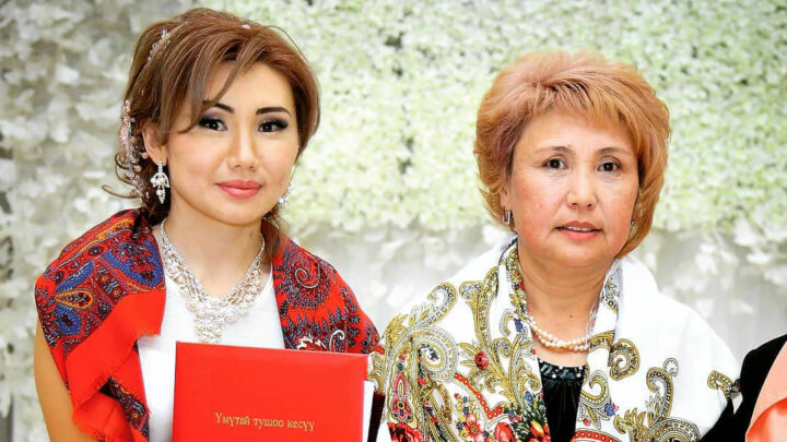 ҮМҮТАЙ АБДЫШОВА, ырчы: «Мага жаккан мырзанын жердигине карабайм»
