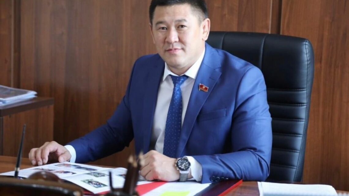 Руслан Жакышов, Жогорку Кеңештин депутаты: “Элимдин ишеничин актагам келет”